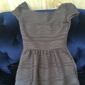 B. Darlin Women’s Grey Ribbed Dress Size 5/6.